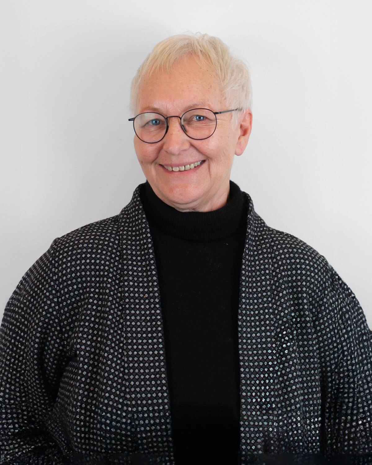 Dr. med. Sabine Busello-Spieth – Hausarztpraxis iHZ München Westend Dr. med. Sabine Busello-Spieth – Fachärztin für Psychiatrie und Suchtmedizinische Grundversorgung im iHZ München Westend